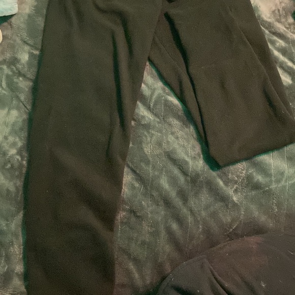 Cuddl duds under armor for cold weather - Picture 2 of 4